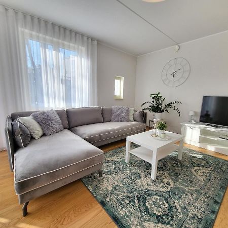 City Center Bright Home ทาลลินน์ ภายนอก รูปภาพ