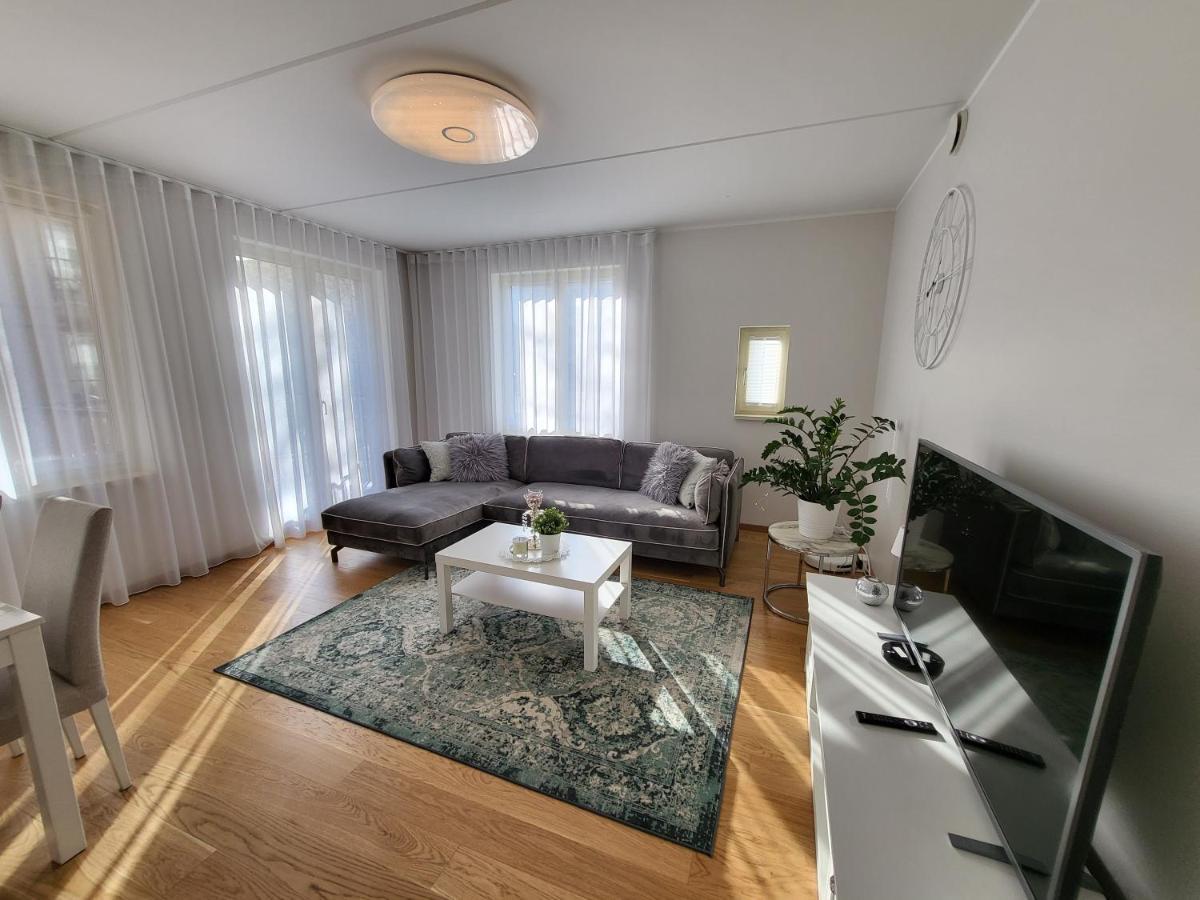 City Center Bright Home ทาลลินน์ ภายนอก รูปภาพ