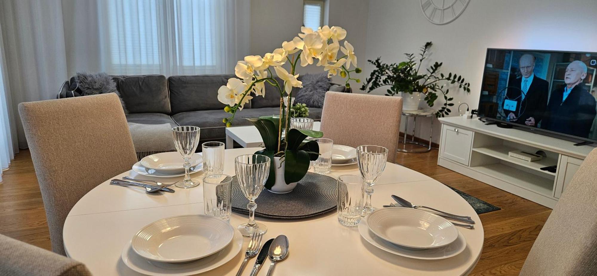 City Center Bright Home ทาลลินน์ ภายนอก รูปภาพ